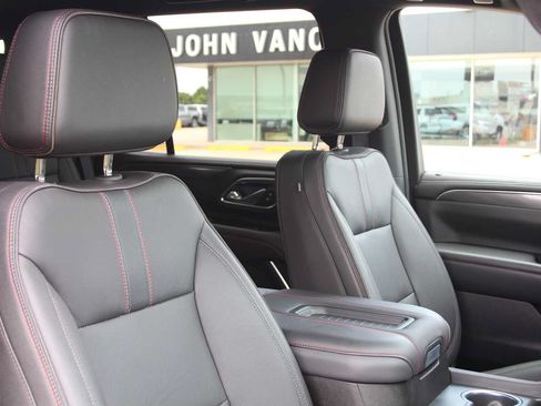 Used 2023 Chevrolet Tahoe RST w/ Luxury Package AWD/4WD image 18