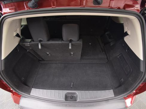 Used 2025 Nissan Pathfinder SV AWD/4WD image 31