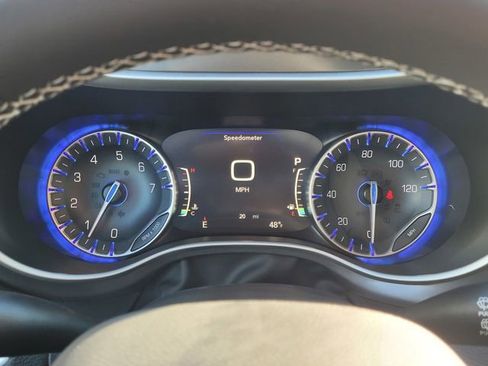 New 2026 Chrysler Pacifica Select w/ S Appearance Package image 10