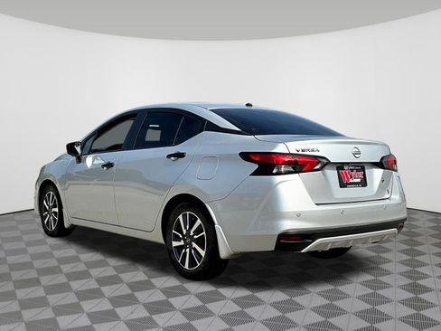 Certified 2025 Nissan Versa S w/ S Plus Package FWD image 4
