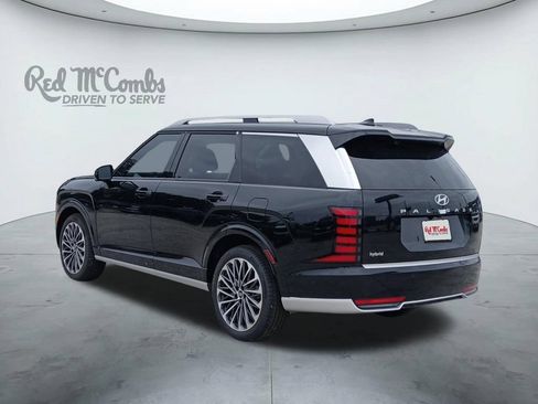 New 2026 Hyundai Palisade Calligraphy FWD image 3