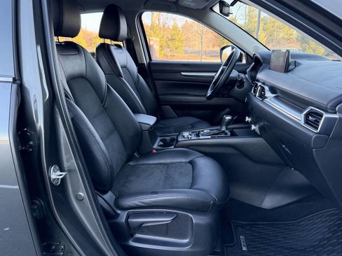 Used 2021 MAZDA CX-5 Touring image 28