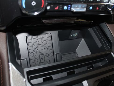 New 2025 Ford F350 King Ranch w/ FX4 Off-Road Package image 54