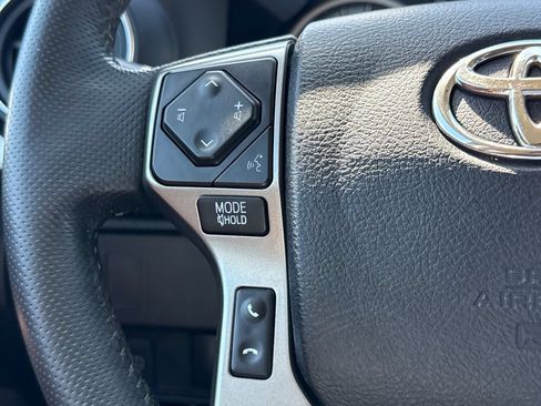 Used 2021 Toyota Tacoma SR5 RWD image 28
