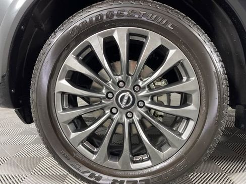 Used 2024 Nissan Armada Platinum w/ Captain's Chairs Package image 12