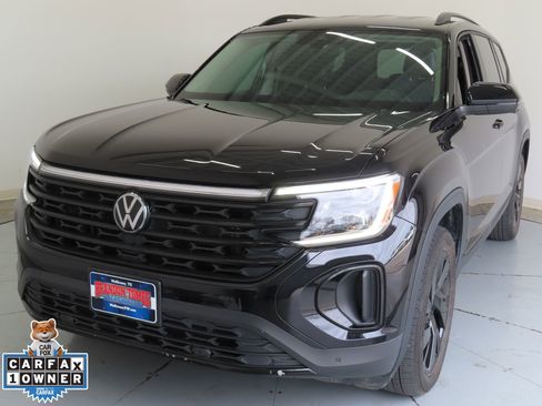 Used 2024 Volkswagen Atlas SE image 8
