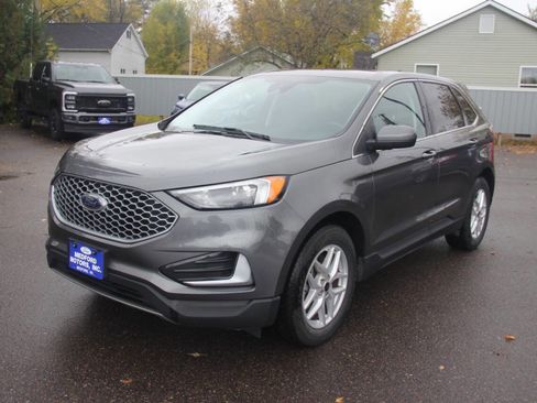Certified 2023 Ford Edge SEL image 10