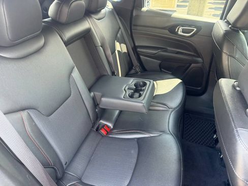 Used 2024 Jeep Compass Trailhawk AWD/4WD image 49