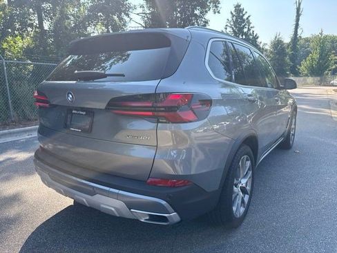 Certified 2024 BMW X5 xDrive40i w/ Premium Package AWD/4WD image 5