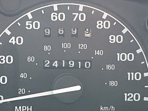 Used 1999 Ford Ranger XLT image 33