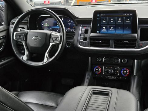 Used 2022 Chevrolet Tahoe Z71 w/ Z71 Off-Road Package AWD/4WD image 38