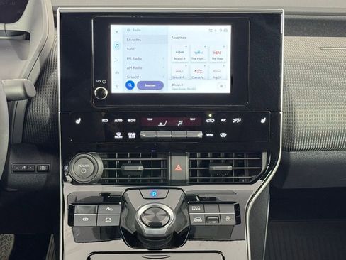 Used 2025 Subaru Solterra Premium w/ Premium Convenience Package image 29