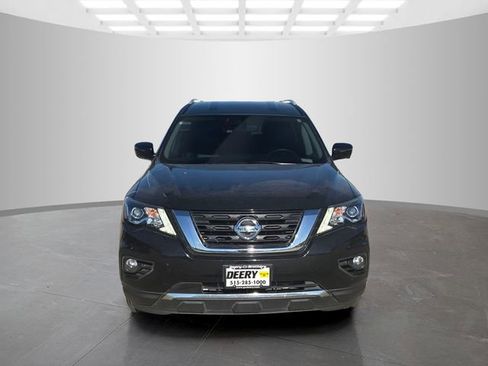Used 2018 Nissan Pathfinder SL AWD/4WD image 2