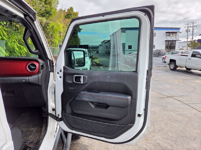 Used 2022 Jeep Gladiator Rubicon w/ Cold Weather Group AWD/4WD image 19