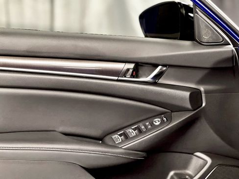 Used 2021 Honda Accord Sport image 37
