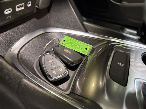 Used 2023 Chevrolet Malibu LT image 25