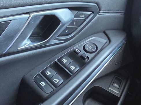 Used 2023 BMW M3 Competition w/ Executive Package image 27