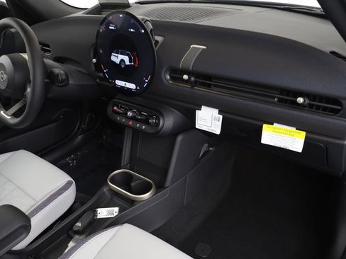 New 2026 MINI Cooper 4-Door Hardtop FWD image 20