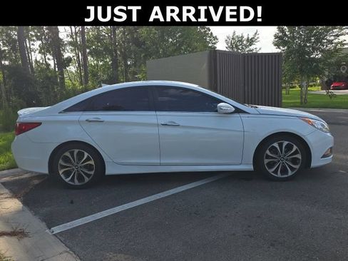 Used 2014 Hyundai Sonata SE FWD image 3