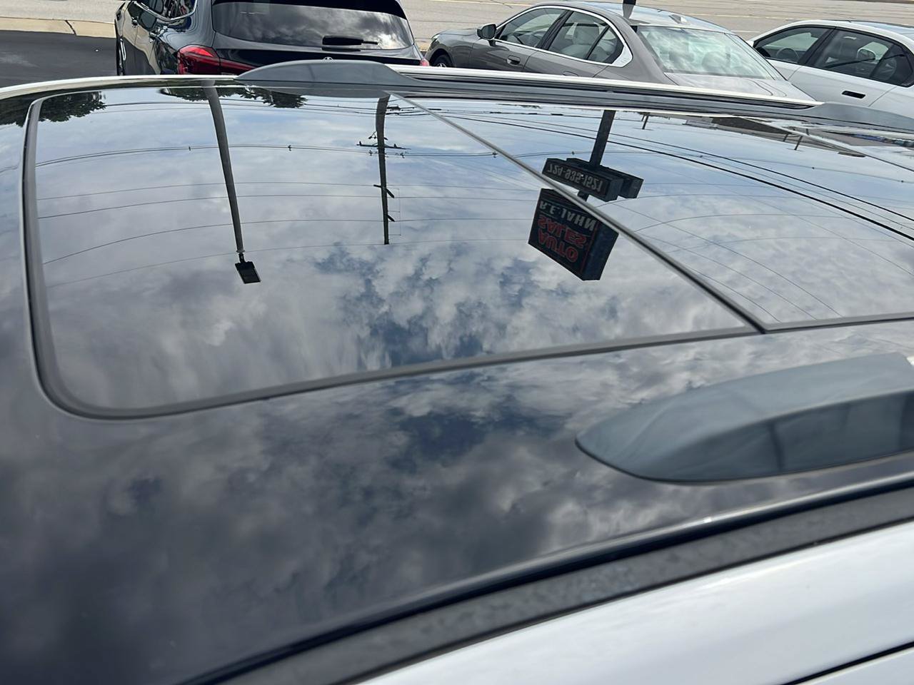 Used 2020 Jeep Grand Cherokee Summit AWD/4WD image 9