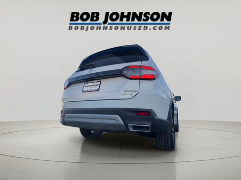 Used 2023 Honda Pilot Elite image 10