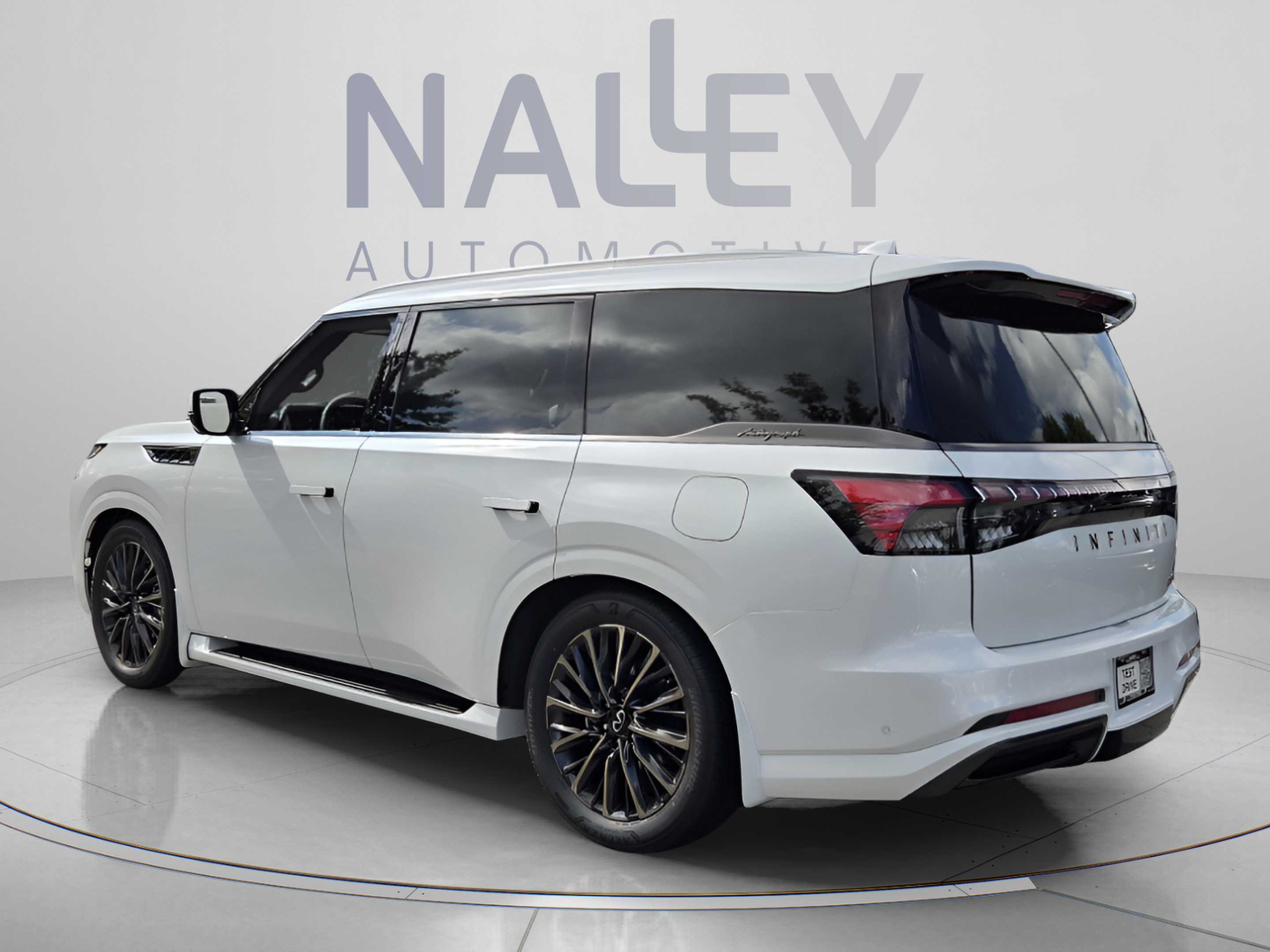 New 2027 INFINITI QX80 Autograph w/ Premium Cargo Package AWD/4WD image 3
