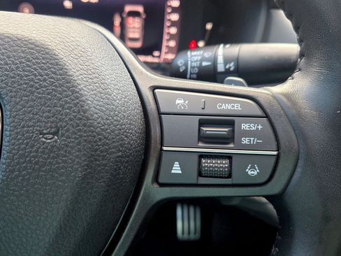 Used 2023 Honda Accord Sport image 14