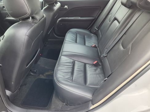 Used 2012 Ford Fusion SEL image 16