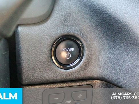 Used 2025 Toyota Sequoia 4WD image 31