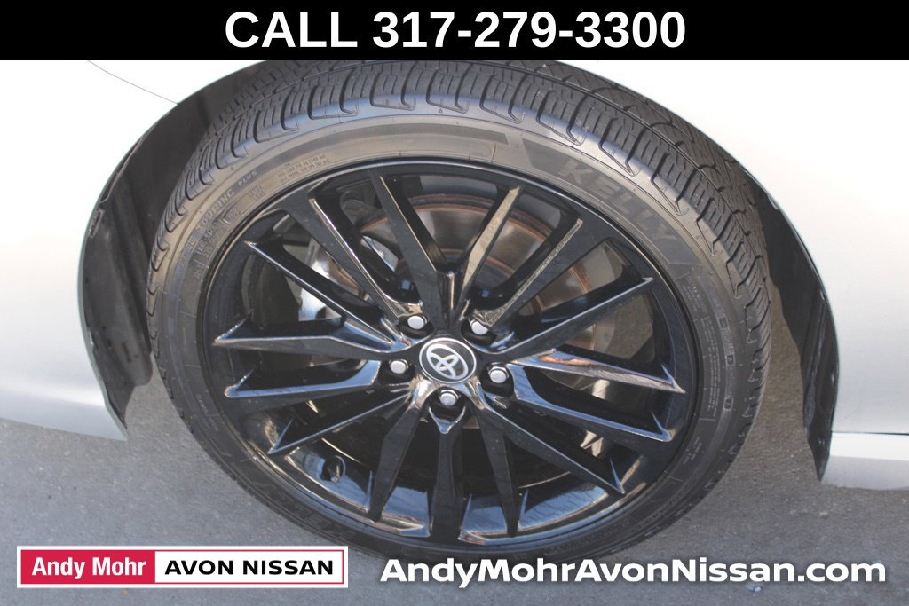 Used 2024 Toyota Camry XSE FWD image 11