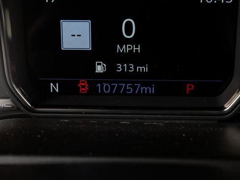 Used 2021 GMC Yukon Denali w/ Denali Premium Package image 17