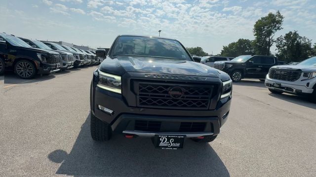 Used 2024 Nissan Frontier PRO-4X w/ Pro Convenience Package AWD/4WD image 3