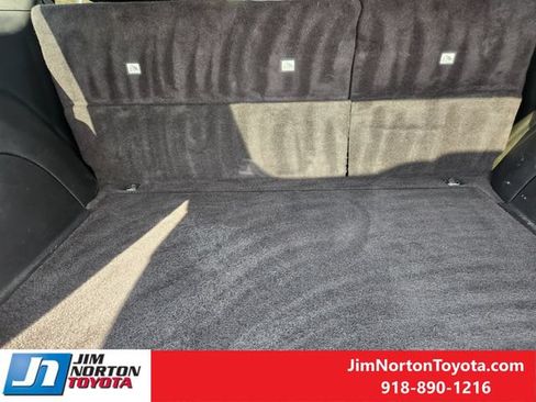 Used 2022 Jeep Grand Cherokee Laredo X AWD/4WD image 33