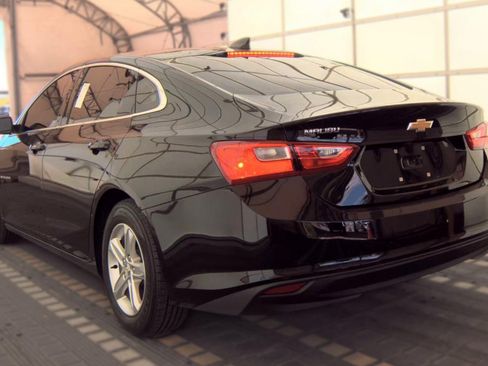 Used 2022 Chevrolet Malibu LS FWD image 5