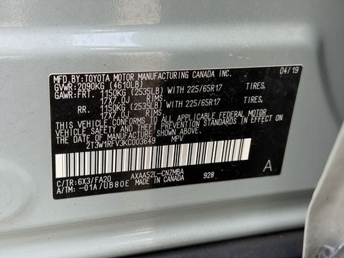 Certified 2019 Toyota RAV4 XLE FWD image 27