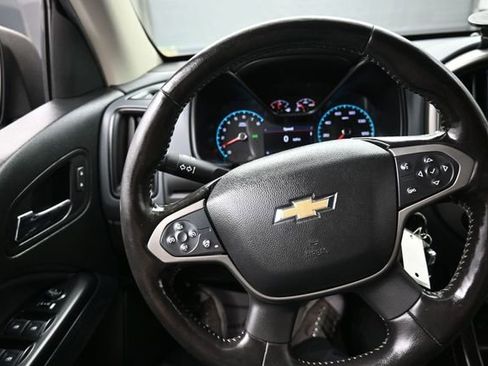 Used 2020 Chevrolet Colorado Z71 w/ LPO, Premium Interior Package image 8