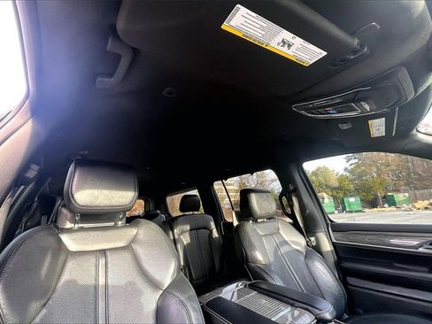 Used 2022 Jeep Wagoneer Series III w/ Convenience Group I image 24