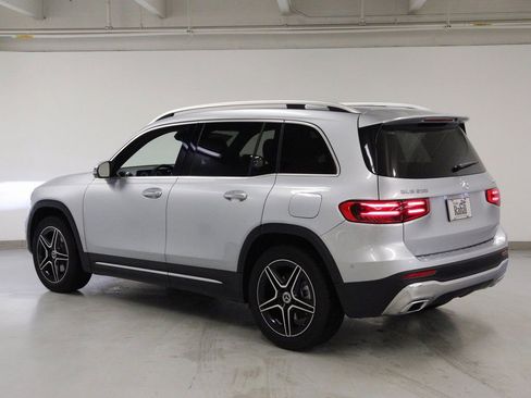 New 2026 Mercedes-Benz GLB 250 4MATIC image 6