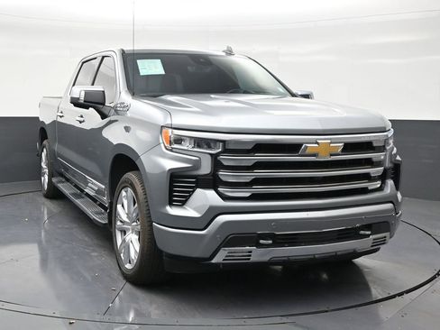 Used 2024 Chevrolet Silverado 1500 High Country w/ High Country Premium Package RWD image 7