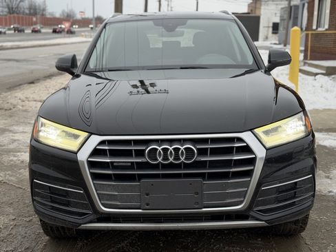 Used 2018 Audi Q5 2.0T Premium Plus w/ Premium Plus Package image 2