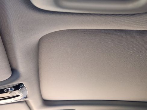 New 2026 Kia Sorento S w/ S Panoramic Sunroof Package image 21