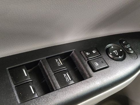 Used 2017 Honda Accord EX image 27