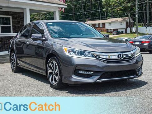 Used 2017 Honda Accord EX-L image 10