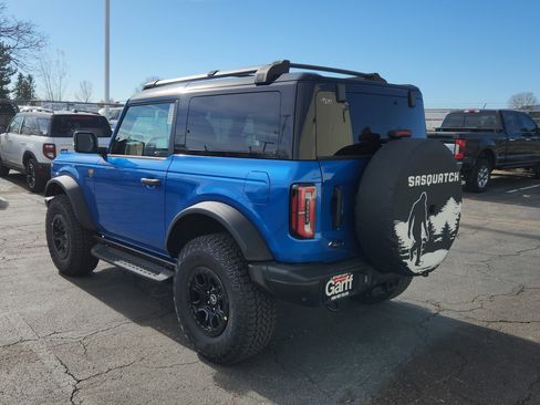 New 2025 Ford Bronco Badlands image 7