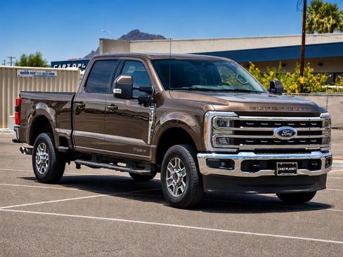Used 2025 Ford F350 Lariat AWD/4WD image 1