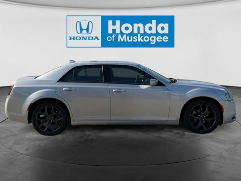 Used 2023 Chrysler 300 S RWD image 4