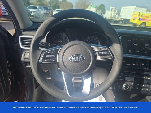Used 2020 Kia Optima LX image 2