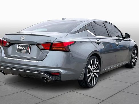 Used 2022 Nissan Altima 2.5 SR image 12