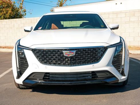 Used 2025 Cadillac CT5 Premium Luxury image 4