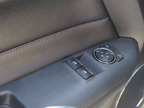 Used 2019 Ford Mustang GT Premium RWD image 12